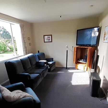 Last Light Lodge Tuatapere Екстер'єр фото
