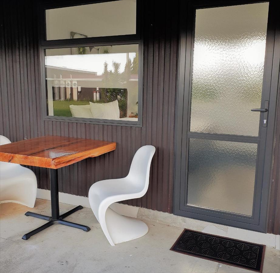 Last Light Lodge Tuatapere Екстер'єр фото