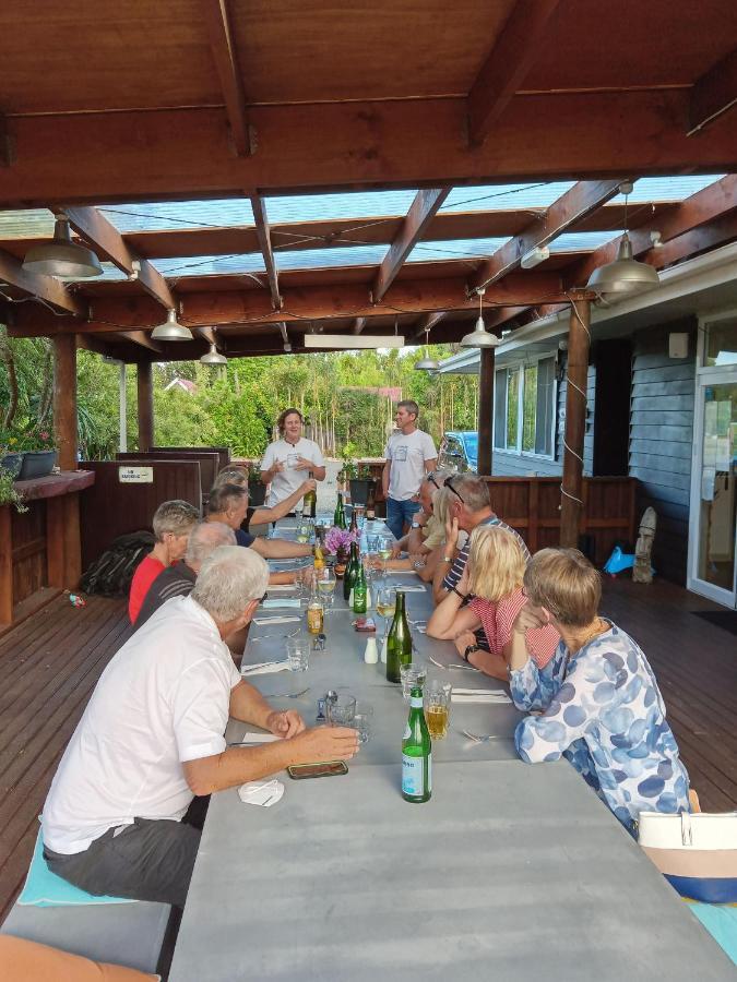 Last Light Lodge Tuatapere Екстер'єр фото
